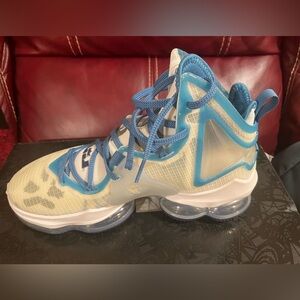 Lebron Space Jam Basketball Shoes